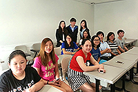 Students from Binzhou Medical College attend a Cantonese workshop